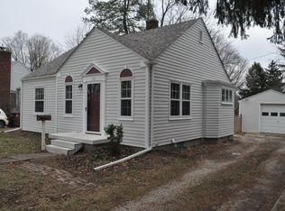 120 Fairview Dr, Ann Arbor, MI 48103