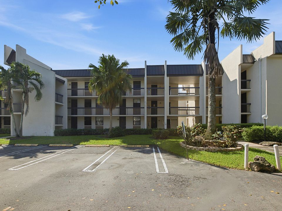1st image of 8409 Forest Hills Drive #206