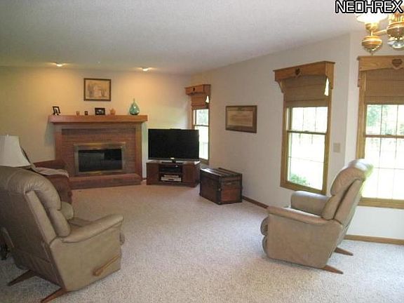 2nd image of 5577 Ashbrook Ave