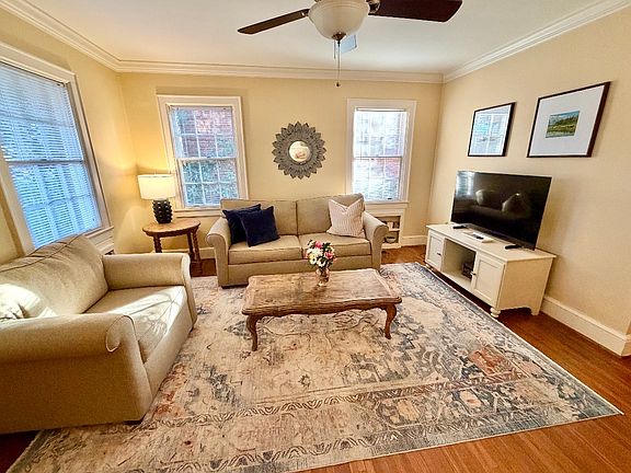 3rd image of 2249 Crescent Ave APT 1