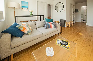 115 Greenpoint Avenue, #C1