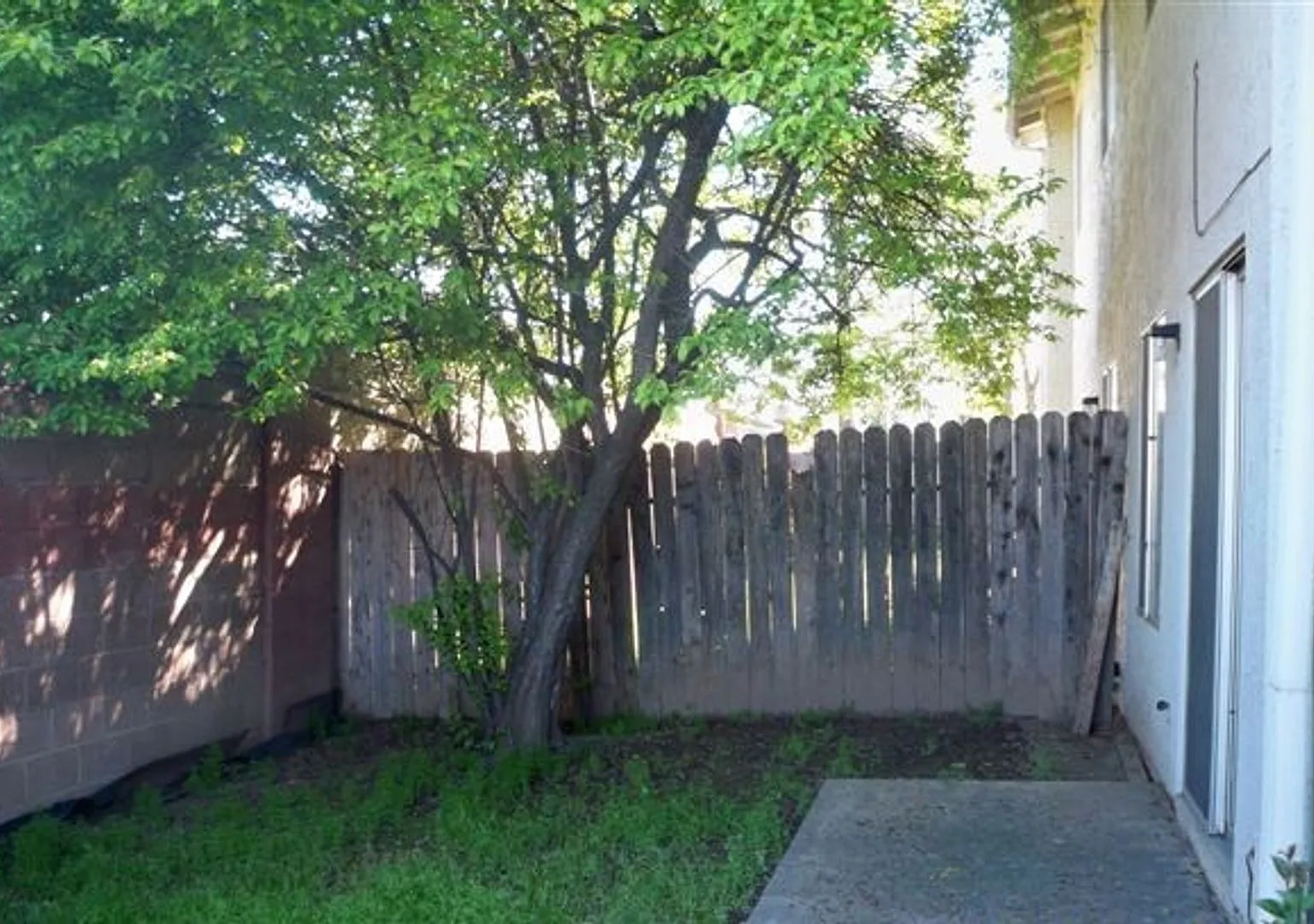 7758-7760 Pompei Court — Photo 3