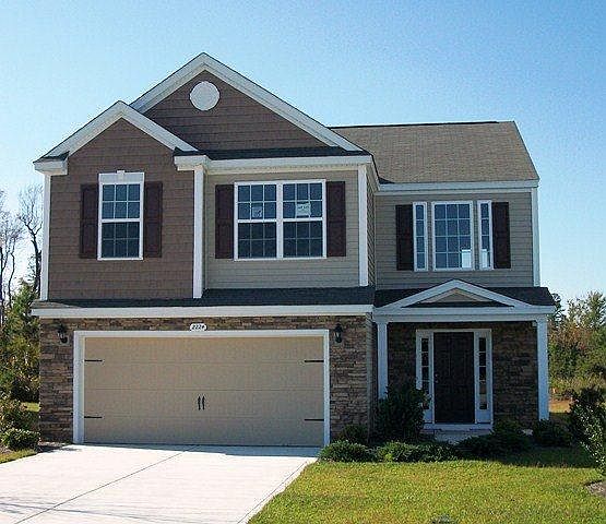 123 Carolina Oaks Dr/201 Golde