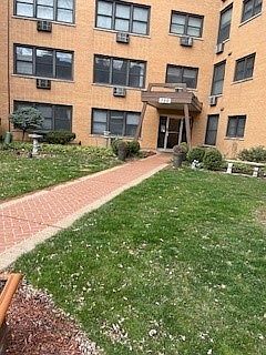 1st image of 500 Washington Blvd APT 403