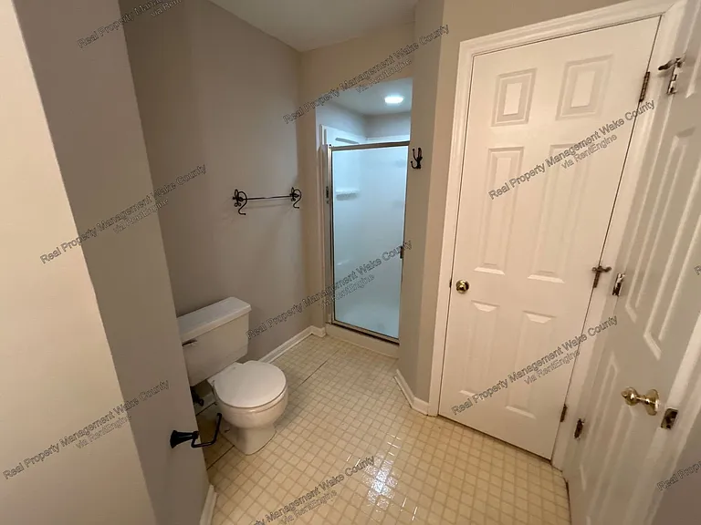 5612 Hamstead Xing — Photo 18