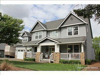 1st image of 821 NE 69th Ave