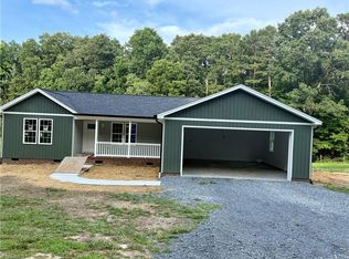 4563 Happy Hollow Rd, Asheboro, NC 27205