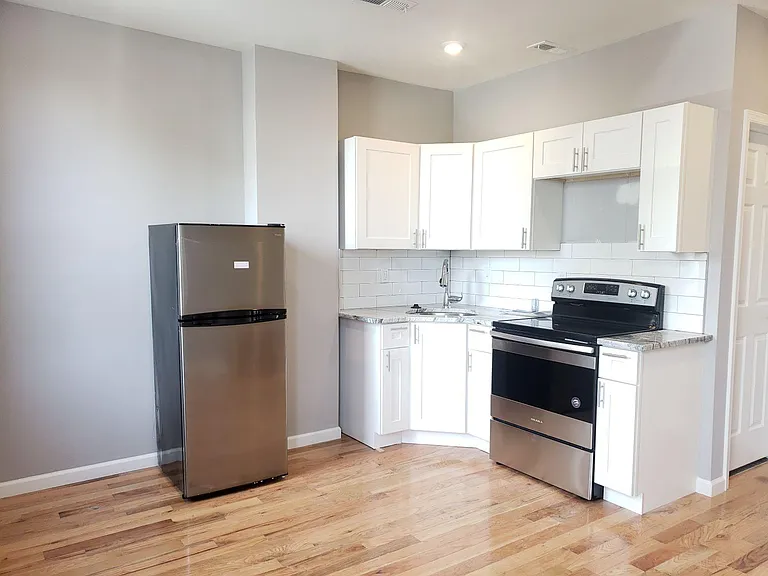 1229 Point Breeze Ave #2 — Photo 7