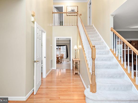 3rd image of 3050 Lindsey Ct