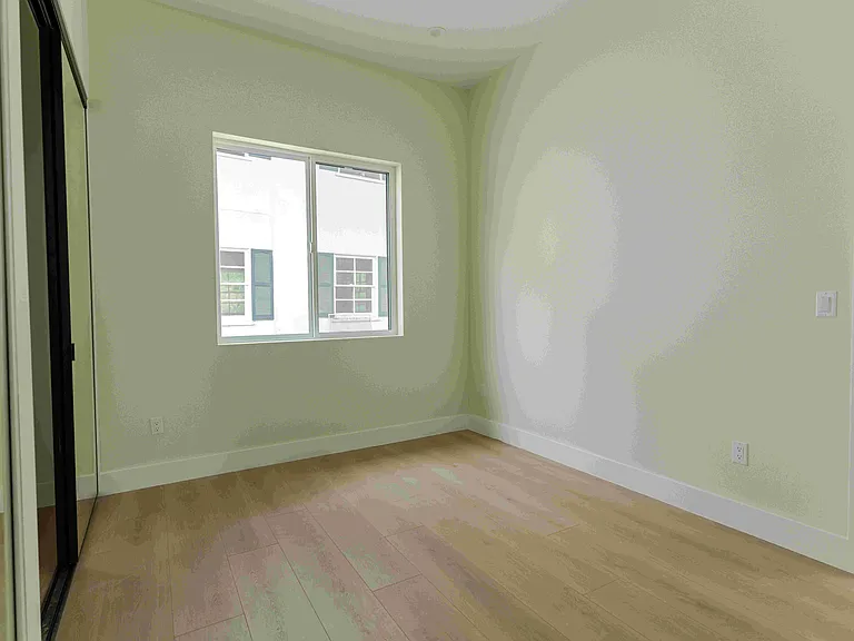 1215 N Verdugo Rd #E — Photo 10
