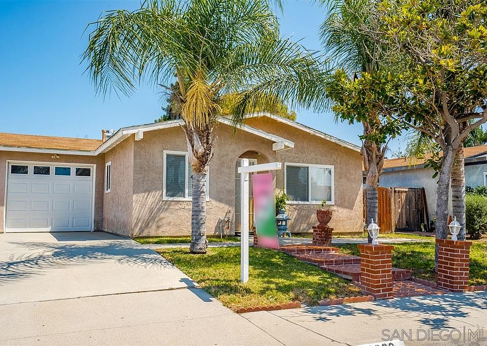 1st image of 4632 Calle Del Palo