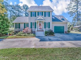 135 Pine St, Camden, NC 27921