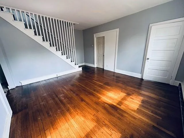 4 bed, 1592 sqft, $2,100 — Photo 3