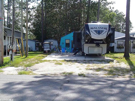 4th image of 66 Buena Vista Dr
