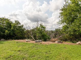 105 High Dr S, Kerrville, TX 78028