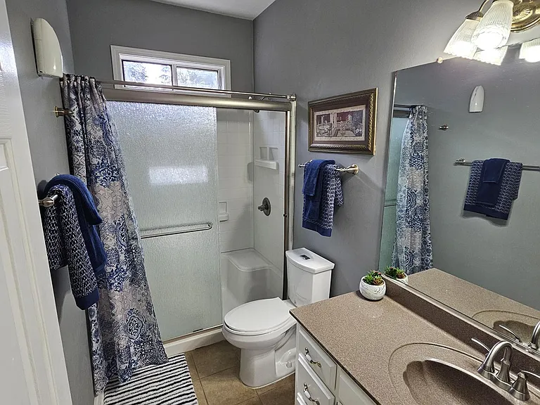 1381 Providence Dr — Photo 10