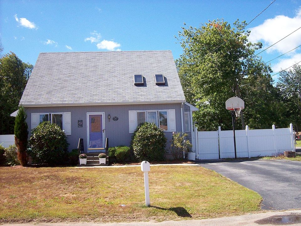 1st image of 34 Niverville St
