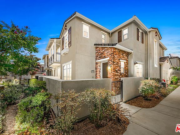 2nd image of 28838 Calle De La Paz Dr