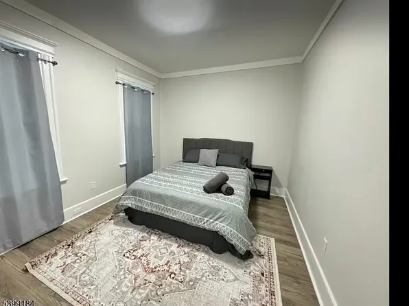 53 Claremont Avenue image 4 of 7