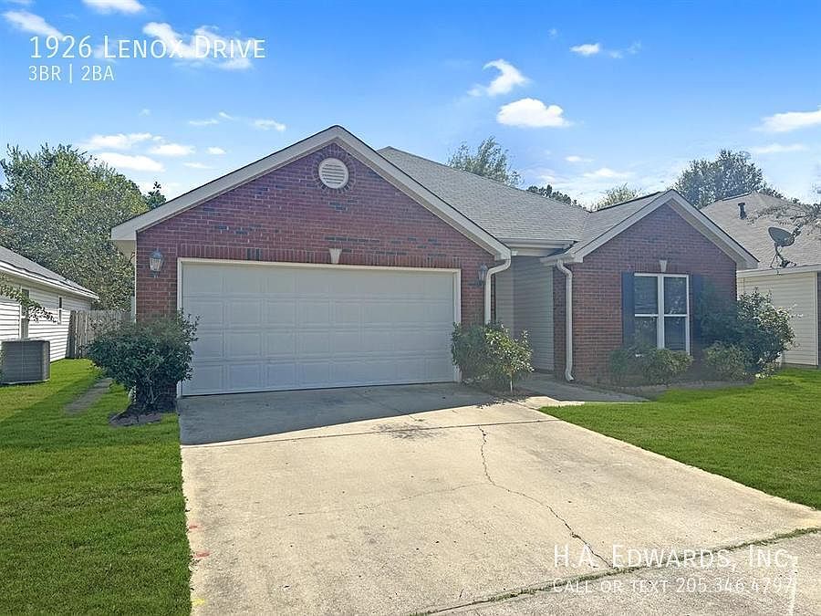 1st image of 1926 Lenox Dr