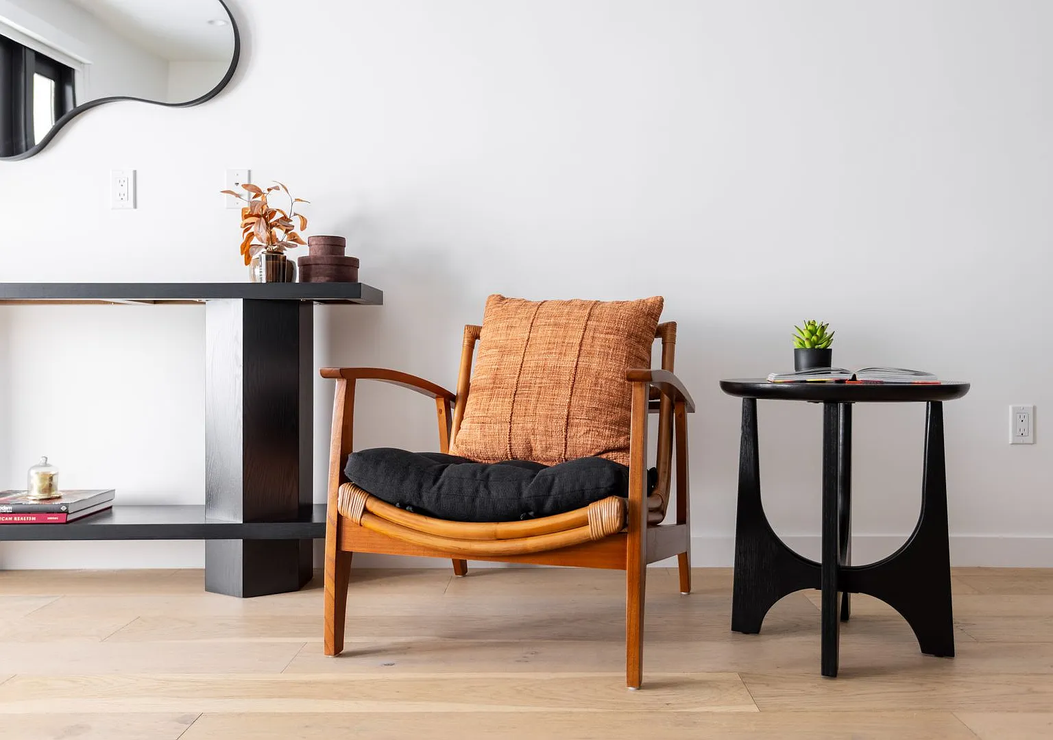 The Estelle: Elevated Amenities and Design ~ NOW OFFERING LIMITED-TIME LEASING SPECIALS! — Photo 4