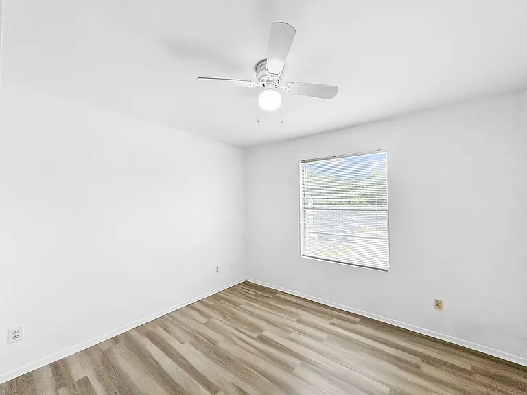 1400 Gandy Blvd N #506 — Photo 10