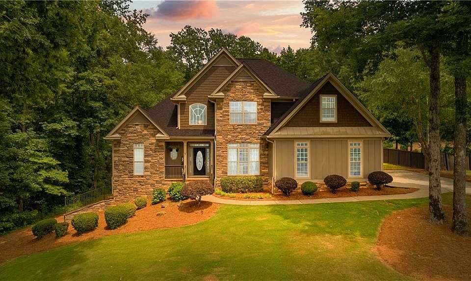 1st image of 105 Lighthorse Blvd