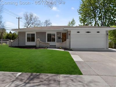14650 Edshire Dr, Sterling Heights, MI, 48312