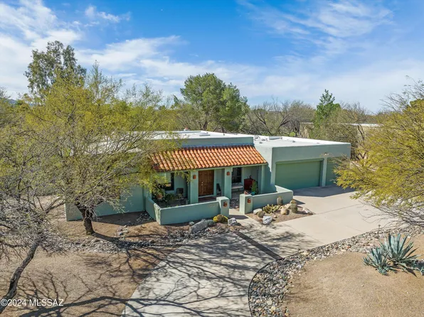 12430 E Cape Horn Dr, Tucson, AZ 85749