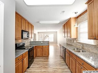 209 Shadow Trl SW, Huntsville, AL 35824