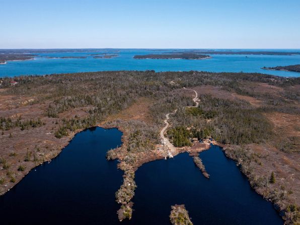 SW Cove Rd, Lunenburg, NS B0J 2C0