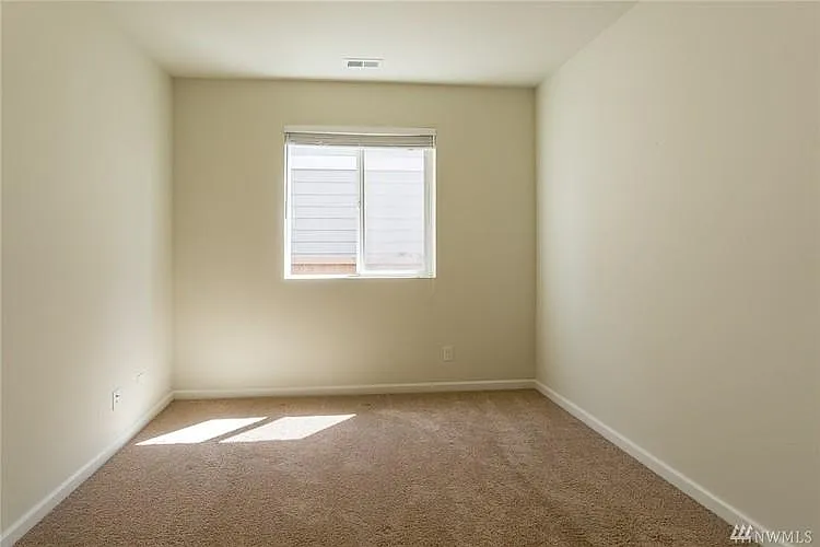 1313 28th St NW — Photo 15
