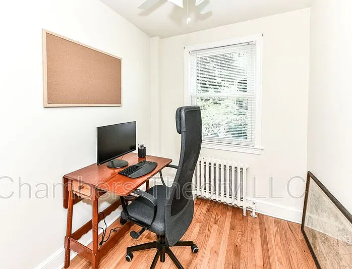 2230 Observatory Pl NW — Photo 16