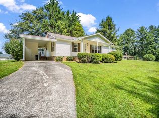 274 Byrd Ln, Hendersonville, NC 28792