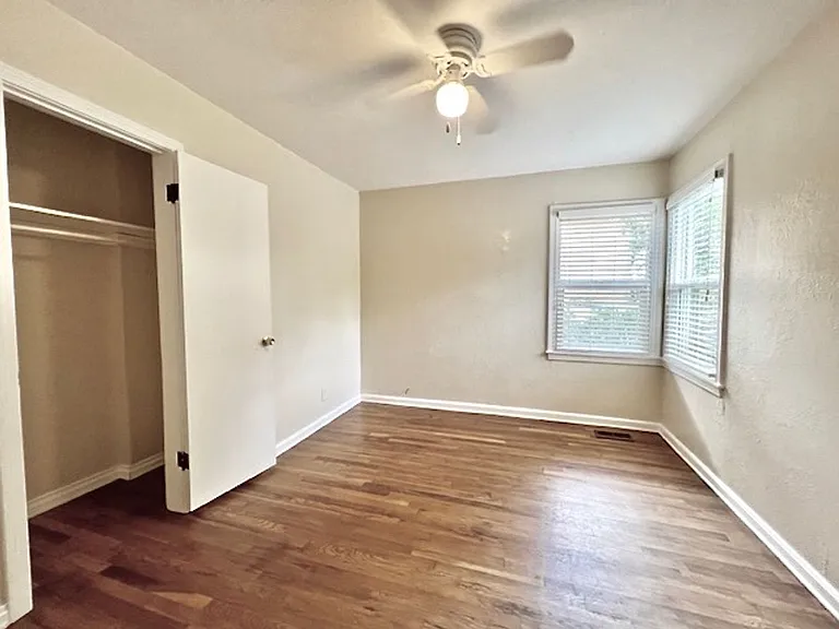 920 E Cucharras St — Photo 11