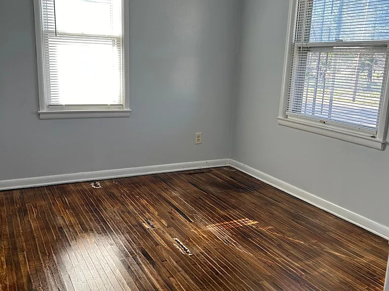 3309 E Orme St — Photo 10