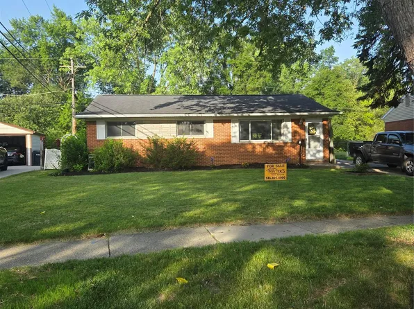 10952 Lesure E, Clinton Township, MI 48035