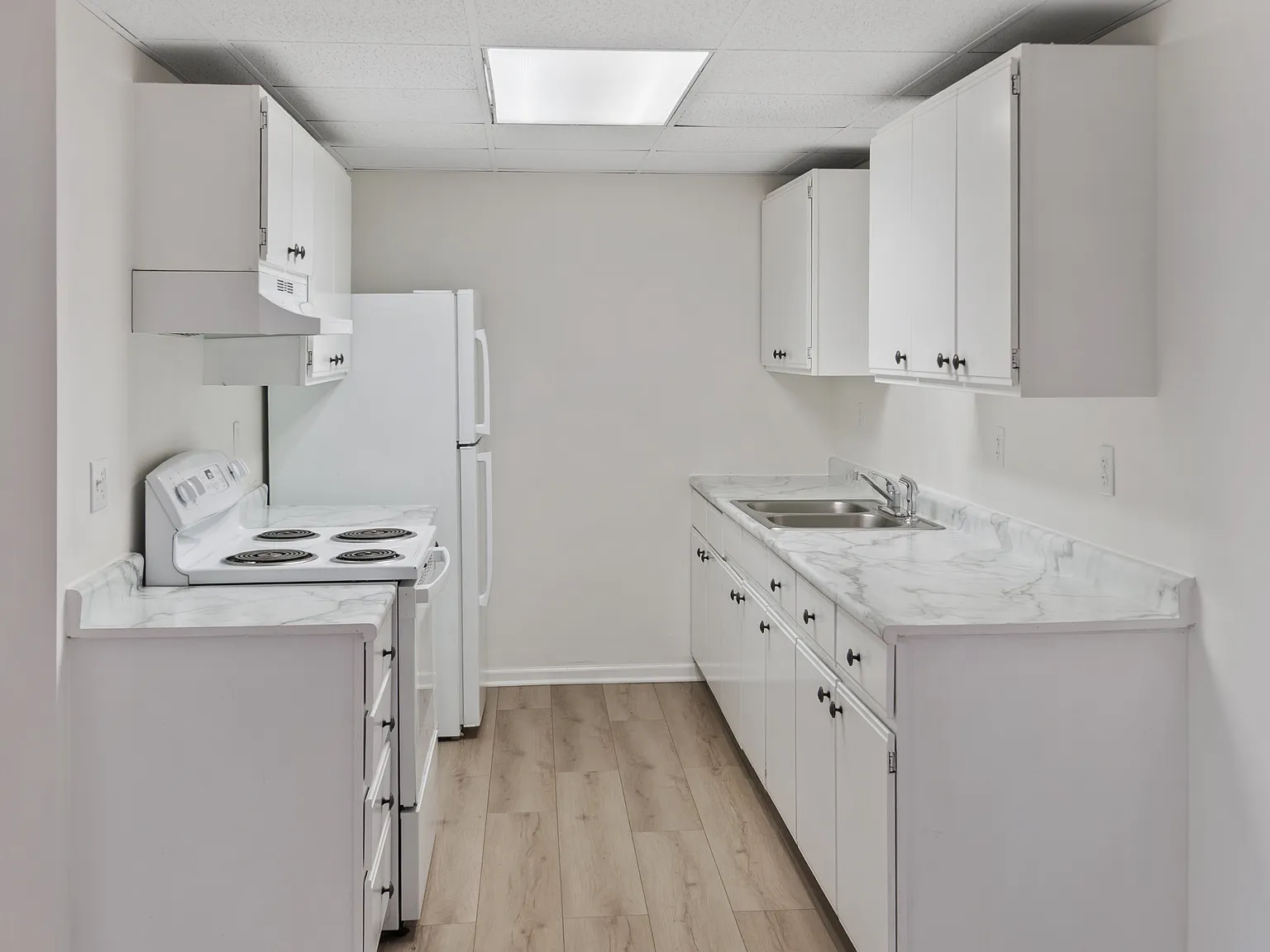 2 bed, 1200 sqft, $850 — Photo 2