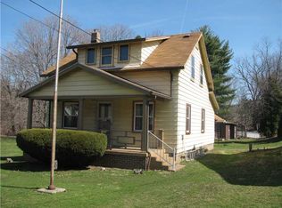 292 Line St, Ellwood City, PA 16117