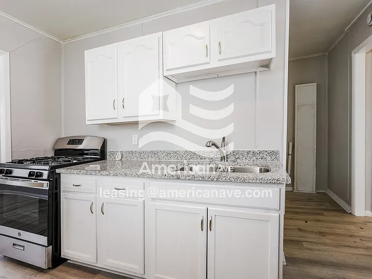 1793949_008_wm_-_kitchen_13574662.jpg