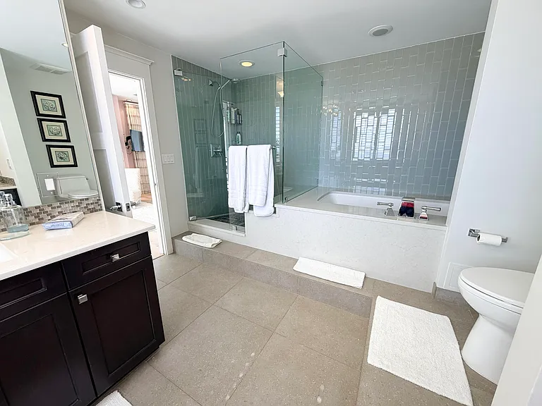 1598 S Ocean Ln #218 — Photo 22