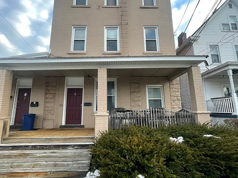 215 Woodkirk St — Photo 11