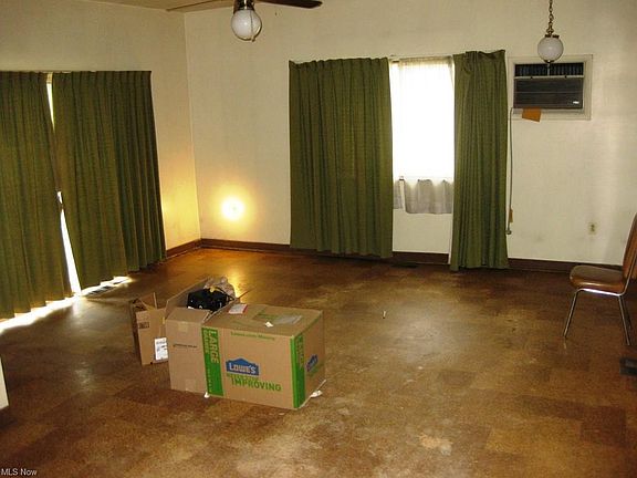 5th image of 7080 Middlebrook Blvd