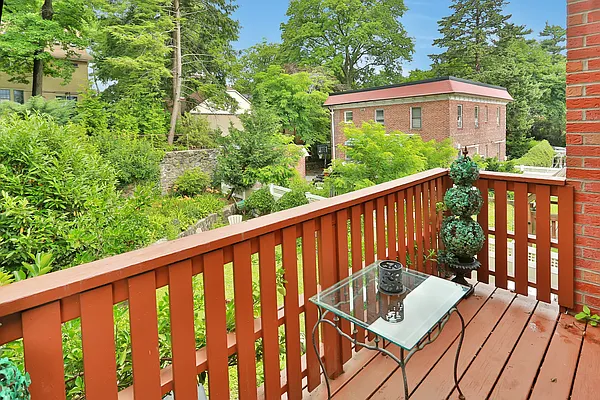 Sold by Trebach Realty | media 5