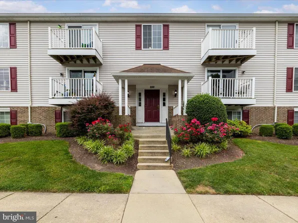 3503 Lochearn Ct APT J, Pasadena, MD 21122