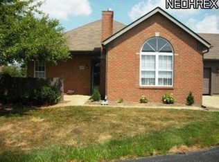 4394 Hunters Chase Ln, Wooster, OH 44691