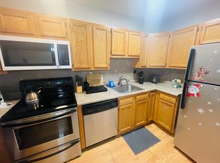 46 Township Line Rd APT 325, Elkins Park, PA 19027