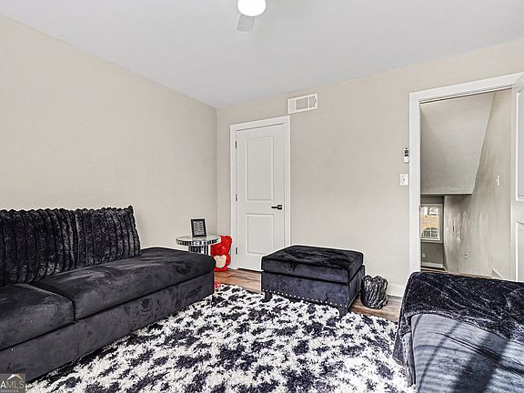 5th image of 405 Fairburn Rd SW #231