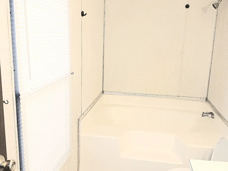 Master Bath Garden size, step side Tub