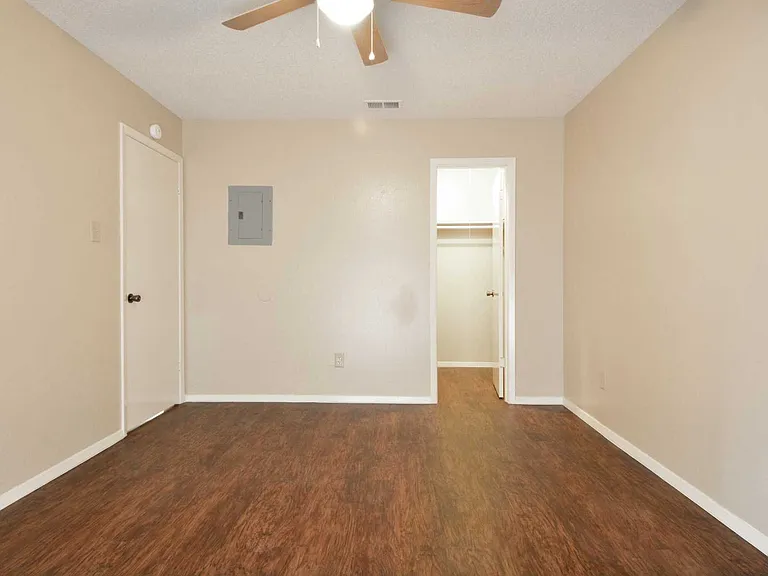 Crossings Apartments — Photo 19